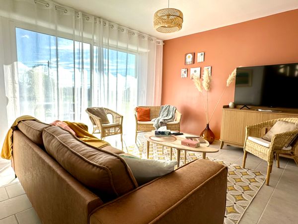 La maison de Pierrette espace lumineux et tranquille