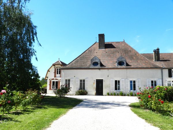 Maison de charme pour 4 personnes avec piscine