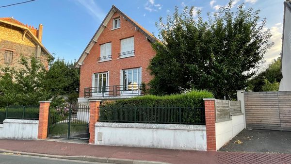 La maison de Delphine & Nicolas : spatieuse et lumineuse en bordure de Paris