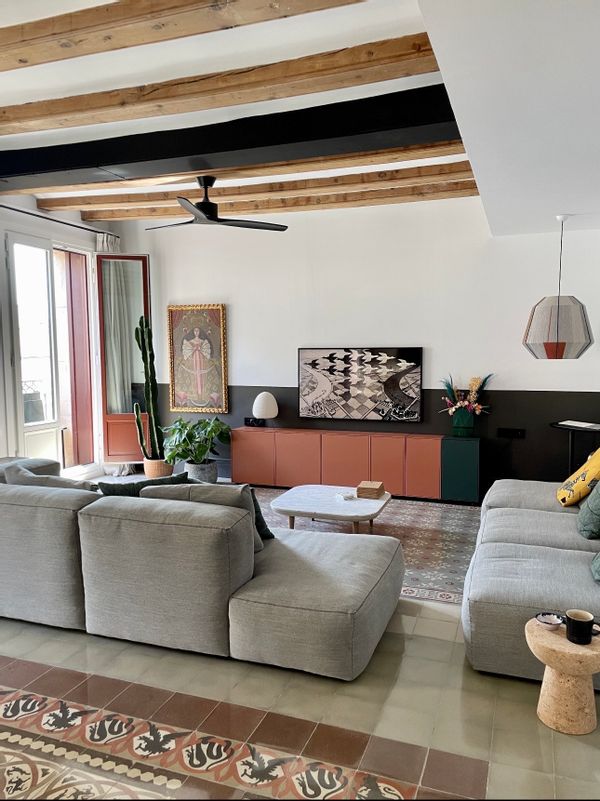 Sun-Filled Designer Apartment in the Heart of Gothic Barcelona