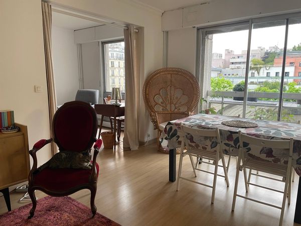 Grand appartement lumineux à Paris
