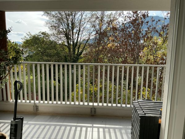 Appartement situé au cœur d’un éco-quartier calme et récent de Solliès-Pont.