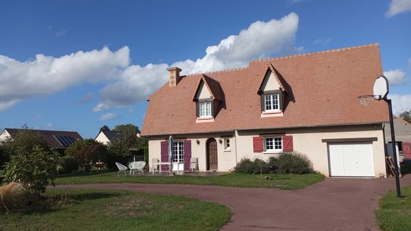 Maison familliale avec grand jardin