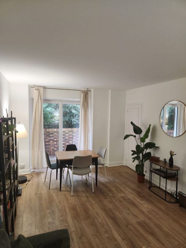 Charmant appartement avec terrasse en plein coeur de Paris