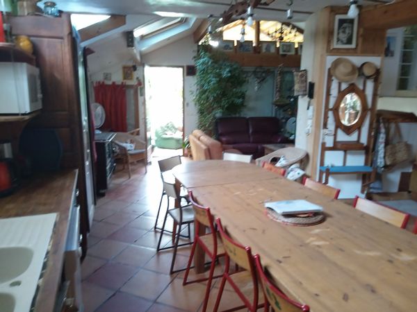 Maison de ville rustique conviviale proche mer et calanques, quartier sud de Marseille