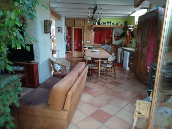 Maison de ville rustique conviviale proche mer et calanques, quartier sud de Marseille