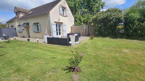 Maison de campagne avec grand jardin, prés des châteaux de la Loire