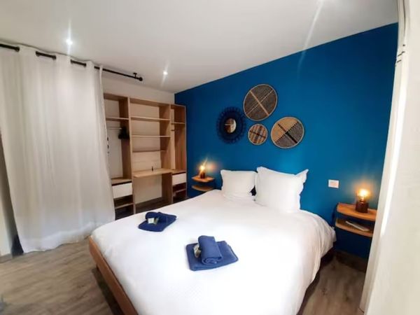 Appartement entièrement refait à neuf à deux pas de la mer