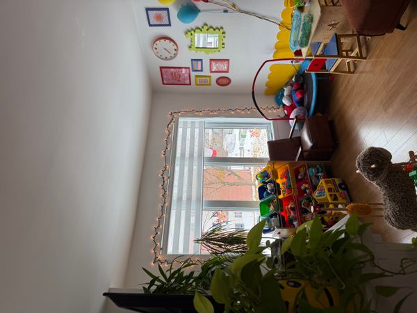 Mon appartement est très douillet, coloré et spacieux.