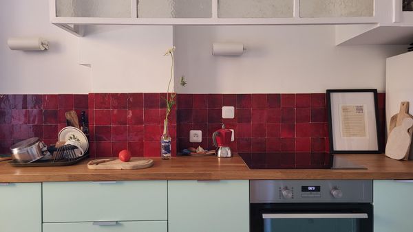 Appartement lumineux décoré avec goût au cœur de de Marseille.