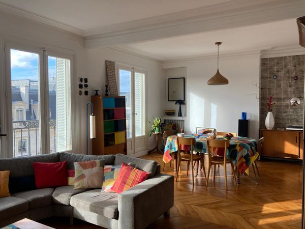 Grand appartement lumineux au coeur du 11e