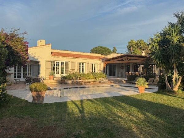 Grande maison au calme en plein coeur du golfe de Saint Tropez