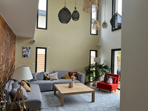 Maison neuve en plein centre de saint genis Laval