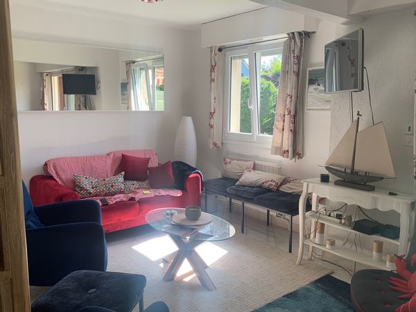 Appartement 8 personnes, 5 mn à pied de la mer; au cœur des plages du débarquement .