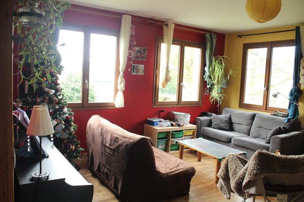 Maison d' Angel et Odilon près du bourg de Ploumilliau