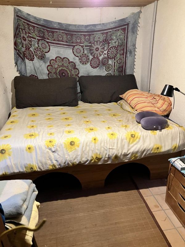 Maison lumineuse moitié en bois moitié en pierre  en plein sud dans l Ardeche non touristique