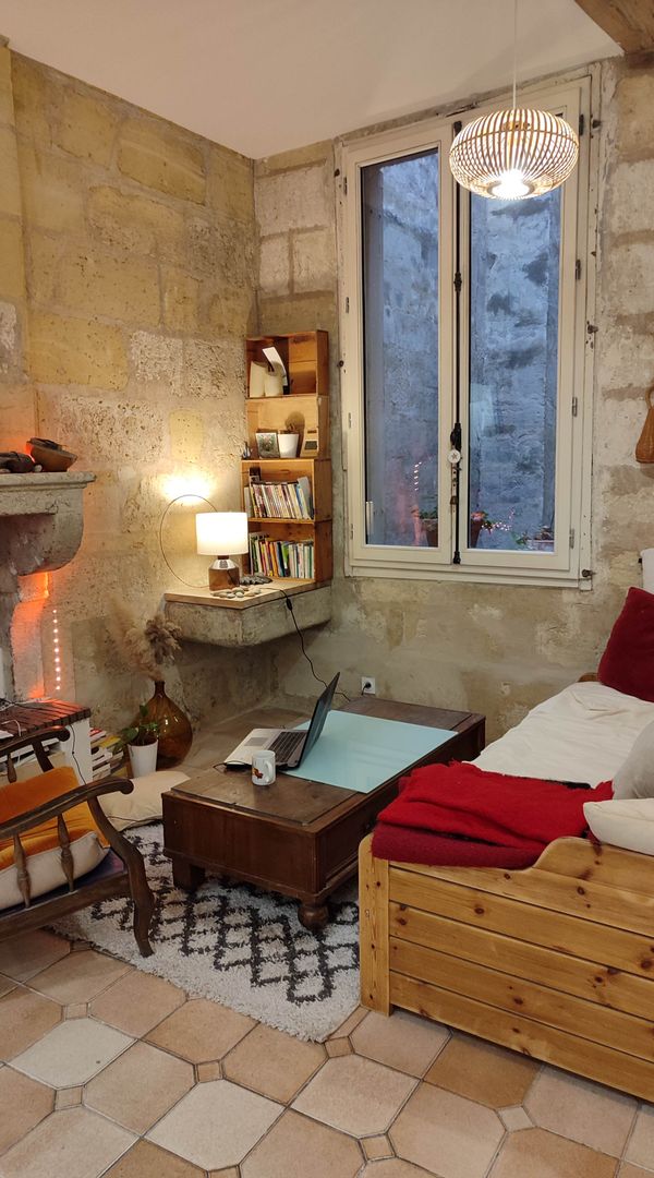 L'appartement de Florence Pierre et bois alliant histoire et modernité