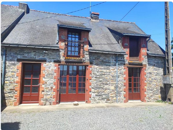Maison spacieuse en Bretagne avec jacuzzi, grands espaces et animaux bienvenus