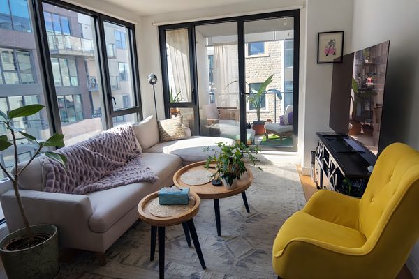 Charming 2-bedroom, two steps from Little Italy & Park Jarry