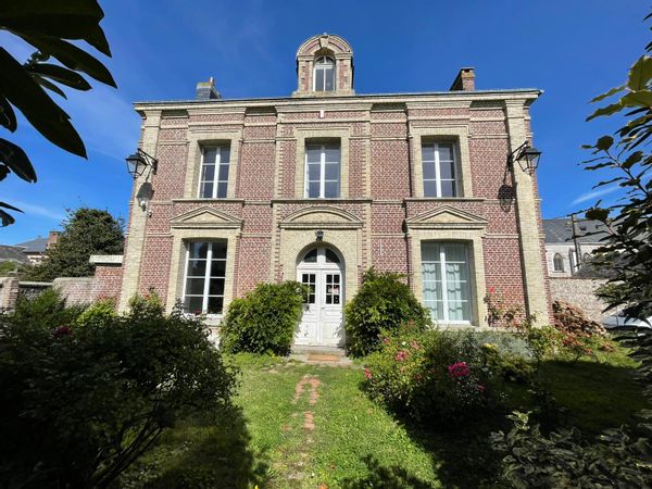 Maison de maître XIXe siècle normande à 6 km des falaises d'Etretat