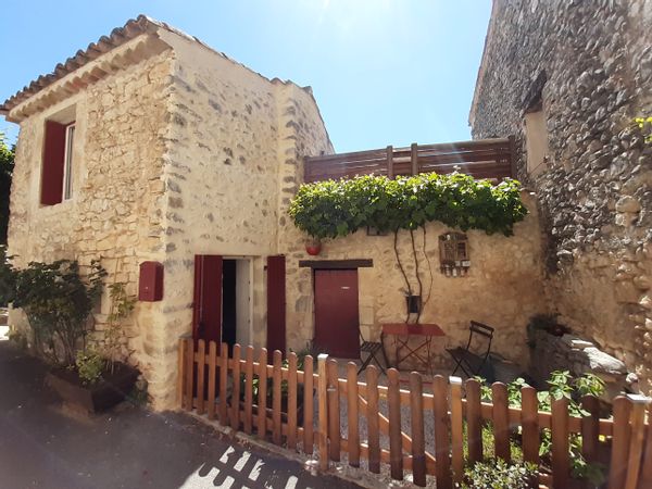 Tiny House "l'étape entre Nesque et Ventoux".