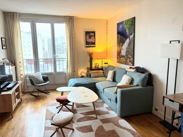 Appartement parisien chaleureux