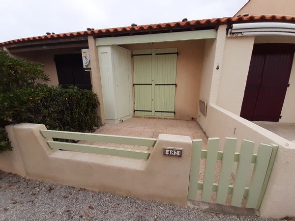 Jolie maisonnette 2 chambres avec vue sur l'étang