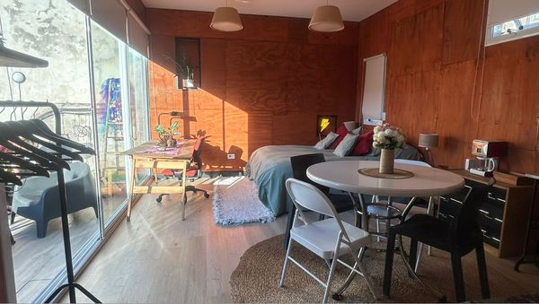 Warm, comfortable and stylish studio apartment with plenty of outdoor space