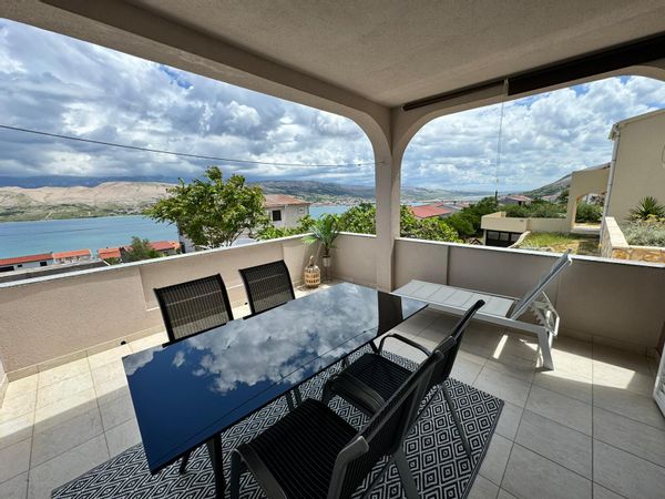 The apartments are with terraces with a beautiful sea view