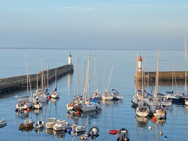 Cette ancienne écurie, au coeur de l'île, entièrement rénovée et aménagée avec beaucoup de charme !