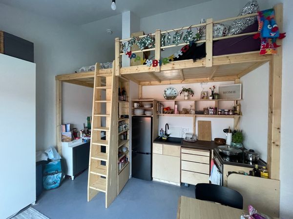 Jana‘s Flat