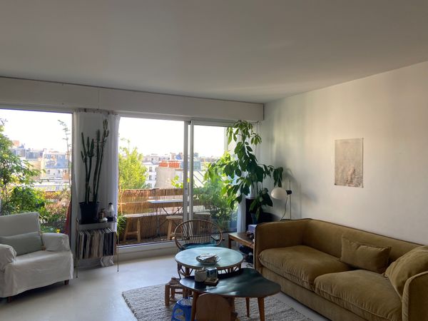 Appartement très lumineux avec balcon et vue dégagée