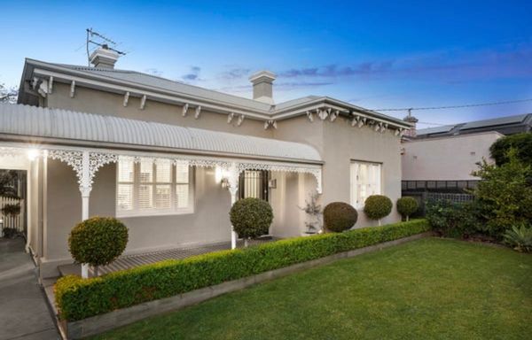 Renovated Historic Home Close to City and Beaches