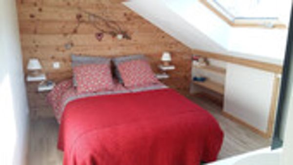 Chez Jules, duplex pour 4, au calme proche centre et station