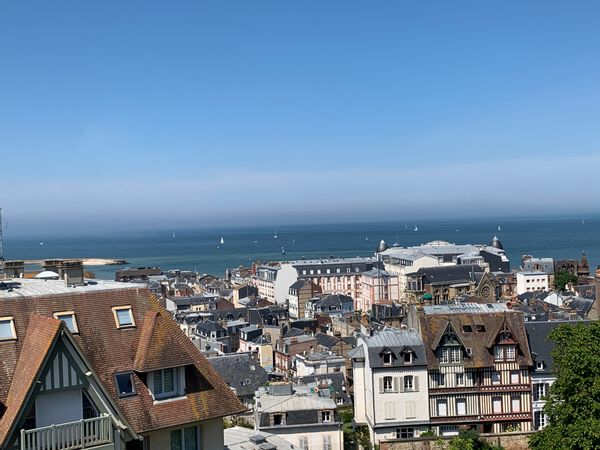 Appartement de charme à Trouville avec vues panoramiques