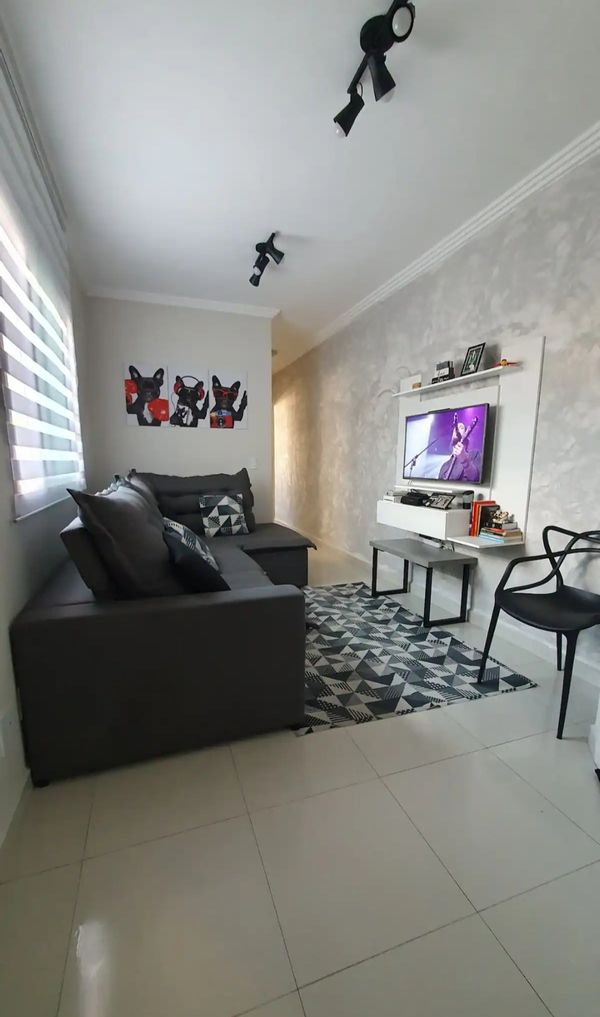 Enzo's house