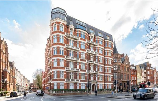 Edward Home's Building