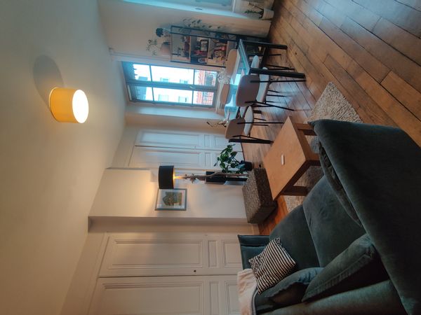 Appartement pour 2 idéal pour un séjour lyonnais. A 15/20 min (vélo, transport) du centre de Lyon