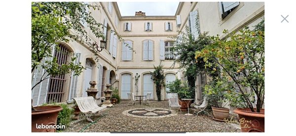 La maison de Julie Appartement de standing dans un hôtel particulier classé en plein cœur de ville