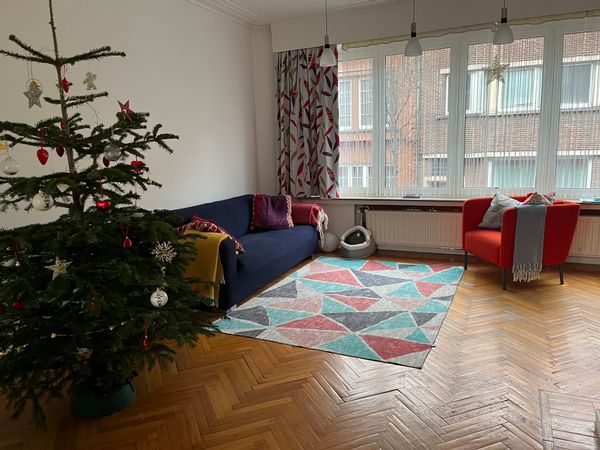 Townhouse from the 1950ies in quiet, yet well-connected area of Brussels.