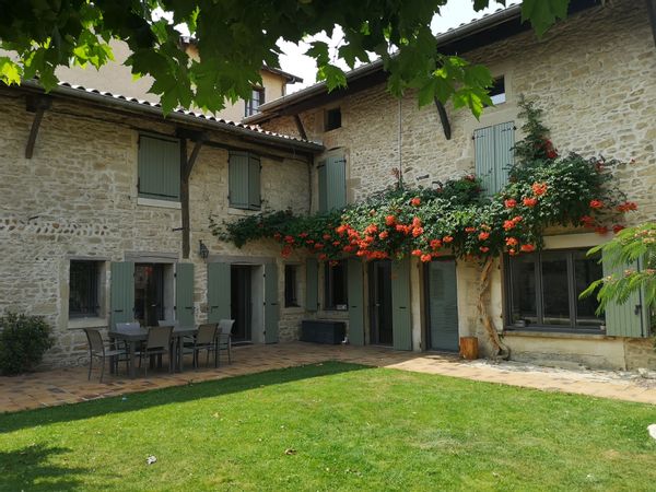 Magnifique maison en pierre aux pieds du Vercors