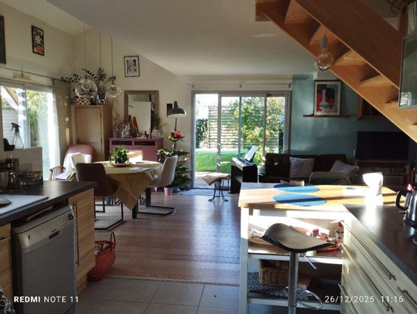 MAISON CHALEUREUSE PRES DE NANTES, DU VILLAGE DE TRENTEMOULT ET LA CÔTE DE JADE