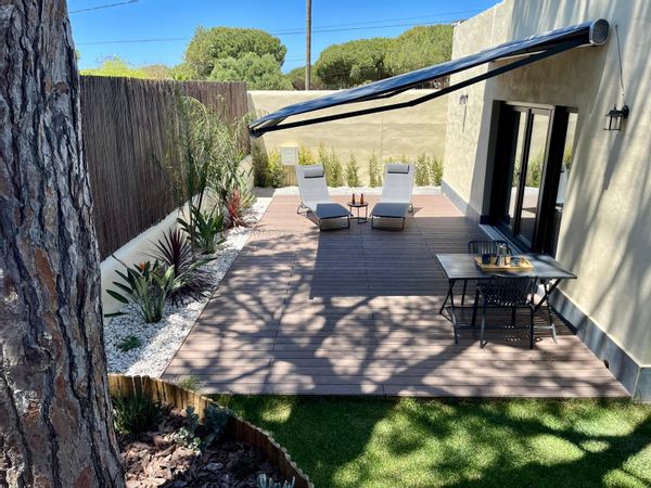 Private Garden Studio Near La Barrosa Beach – Summer Retreat