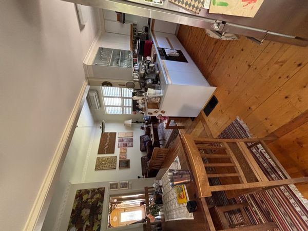 Nigel & Lata’s home is warm, comfortable and a sanctuary in the busy, friendly city of Melbourne.