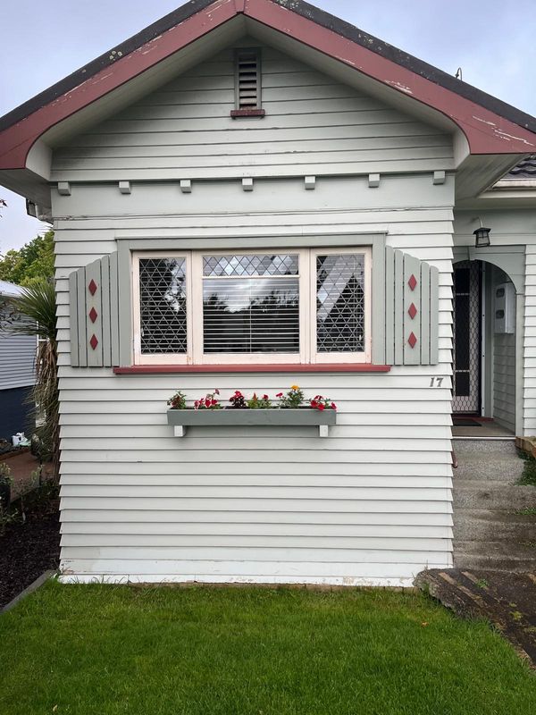 Large and well-loved traditional Kiwi home