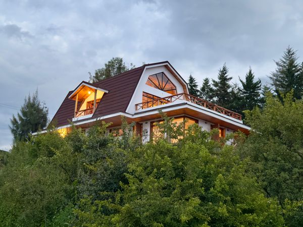 Barajani house  - beautiful country cottage with a fantastic view of Lake Naivasha and surroundings