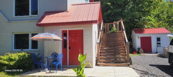 Maison à 4 chambres entourée de montagnes et près de la station touristique de Stoneham.