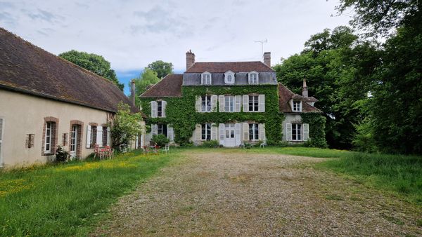 Maison de famille à la campagne