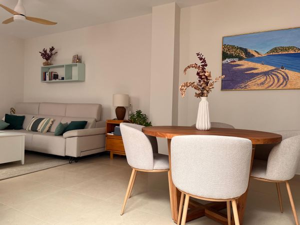 Maison familiale méditerranéenne avec patio, entre mer et montagne