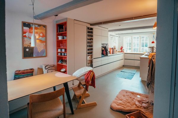 Spacious historic old-town house in a central, traffic-calmed location